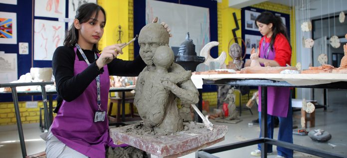 top fine arts colleges in India