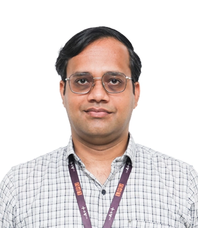 Dr Navneet Khurana