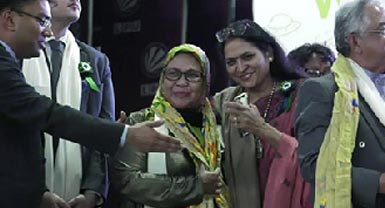 Re envisioning Education: Challenges and Opportunities