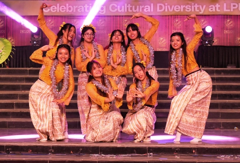 Myanmar Cultural Walk