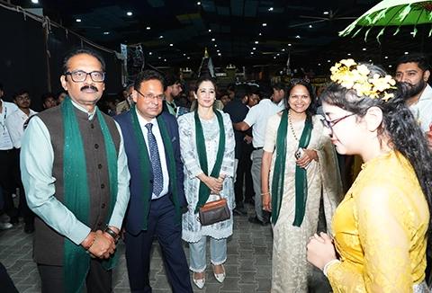 Myanmar Cultural Walk