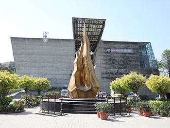 Inspiring Sculpture Gyan Jyoti LPU