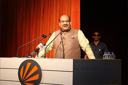 Award Ceremony Study Grant LPU