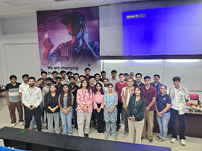 From Hints to Horizons: A competitive event to evaluate students’ story writing, description and presentation skills - LPU