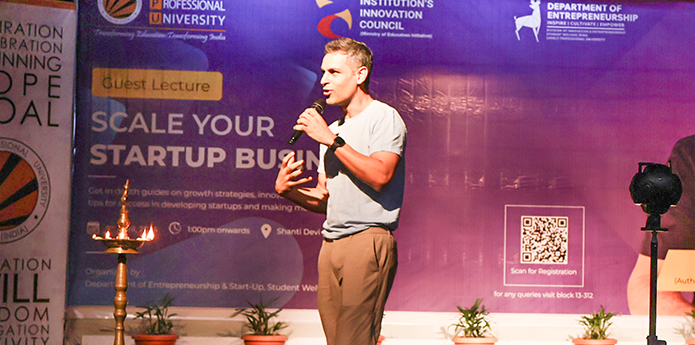 Ankur Warikoo at LPU session