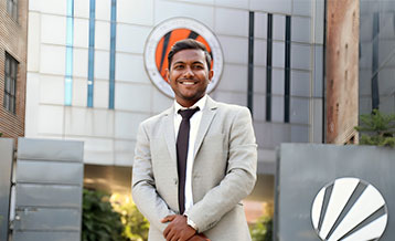 LPU Inspiring startup pitching at IECON'24