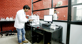 libraries-laboratories