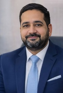 Business Alumni at LPU