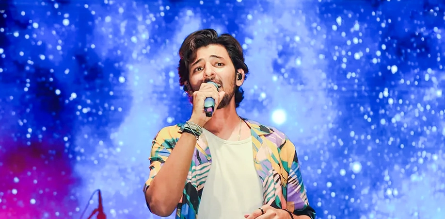 Darshan Raval Mesmerized the audience with his soulful voice